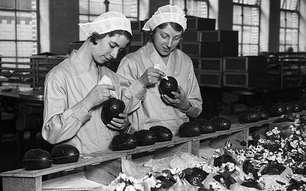 10 funny, interesting and simply ridiculous facts about Easter - the very first chocolate Easter Eggs