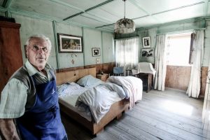 How to recruit an everyday Super Groom in 2018 - accommodation